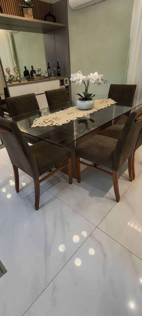 Mesa de jantar em vidro com 6 cadeiras - Foto 3