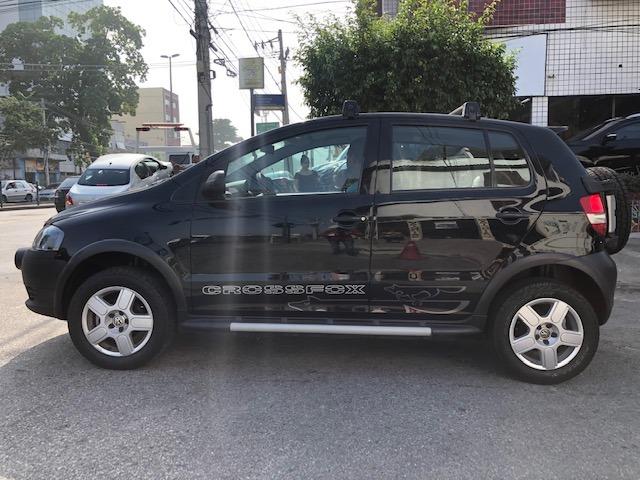 Vw - Volkswagen Crossfox 2010 1.6 + ipva 19 pago =0km ac trocaa - Foto 3