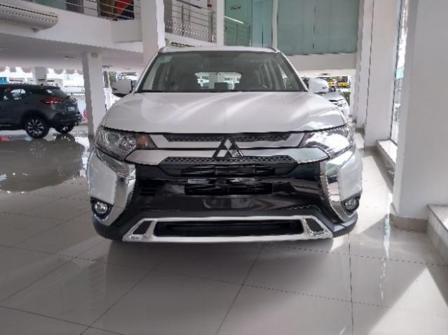 Mitsubishi Outlander 2.0 Mivec Hpe - Foto 2