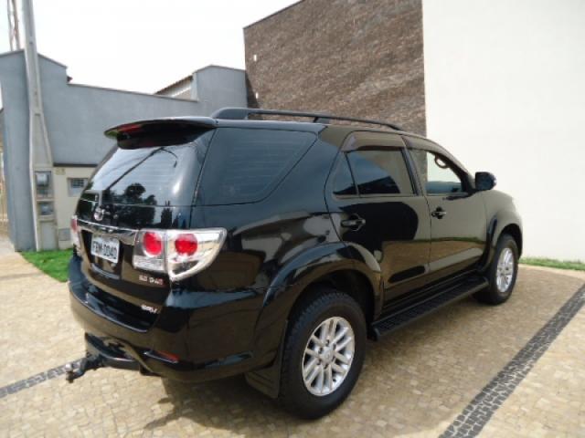 Toyota hilux sw4 3.0 srv 4x4 16v turbo intercooler diesel 4p automatico - Foto 6