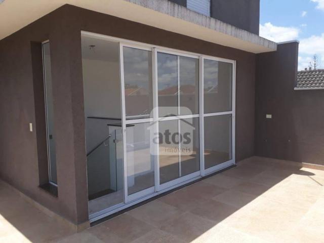 Excelente sobrado com arquitetura moderna no bairro boqueirão - Foto 2