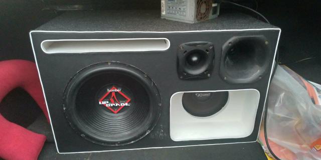 Vendo Caixote Quadriway