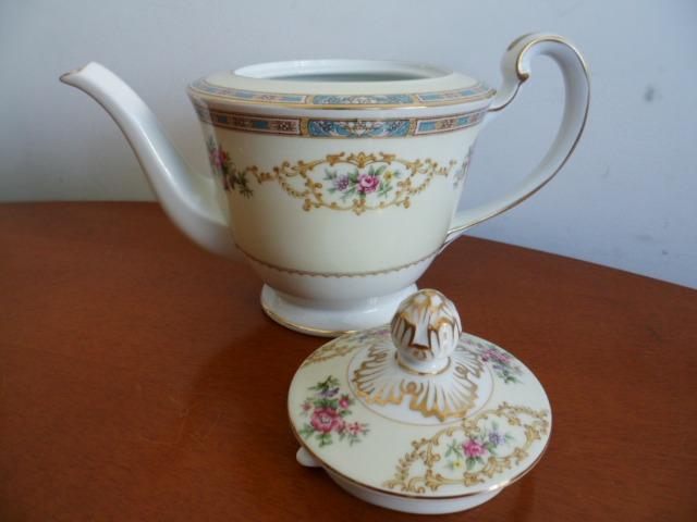 Bule de Chá (Teapot & Lid) Renomada Porcelana Chinesa Noritake 5032 Colby Blue - Foto 3