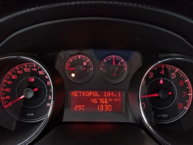 FIAT NOVO BRAVO ESSENCE 1.8 16V FLEX 4P - Foto 5