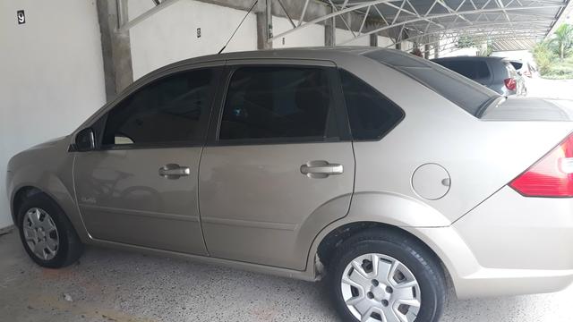 Vendo fiesta sedan 1.6 2008/2009