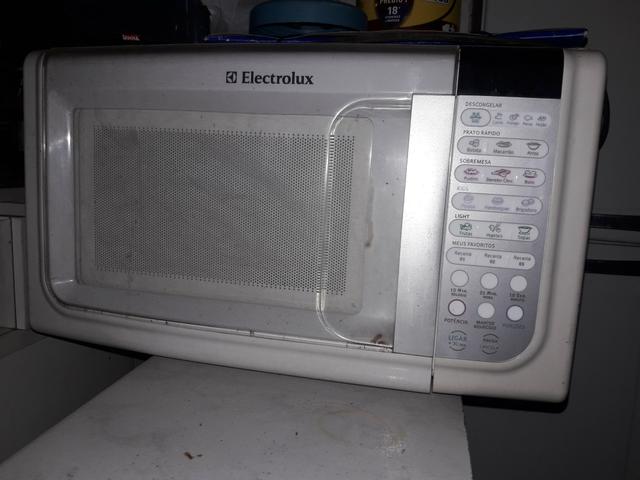 Microondas 20 litros electrolux - Foto 2