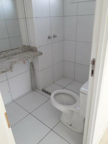 Apartamento no Benfica semi novo 92m2 andar alto nascente