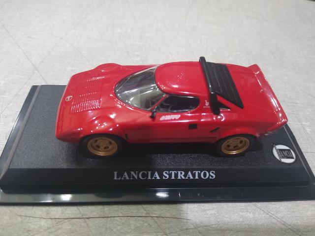 Miniatura escala 1/43. R$35.00 - Foto 4