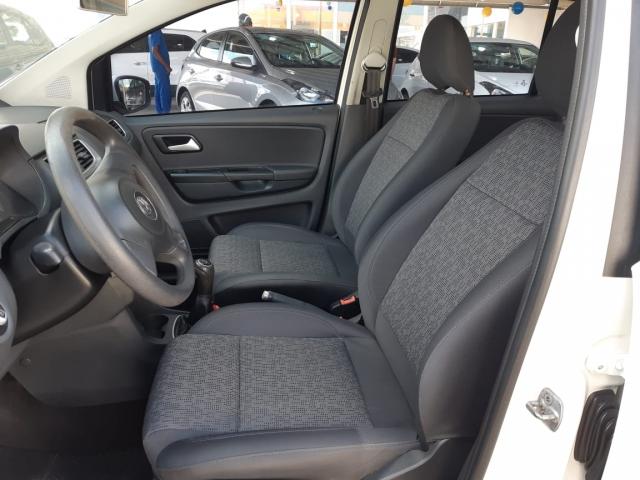 Volkswagen Fox 1.6 MI 8V 4P - Foto 10