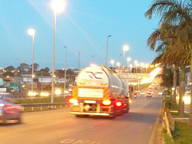 Lote comércial esquina ao lado do jd petrópolis rodovia dos romeiros saída para trindade - Foto 5