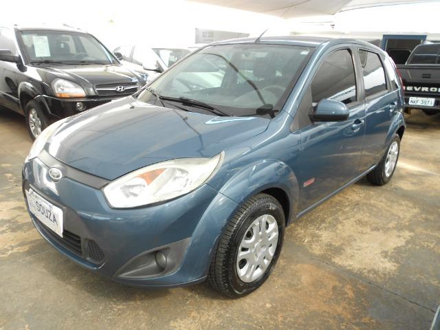Ford fiesta hacth 1.6 flex 2012/2013 completo revisado lacrado ipva pago