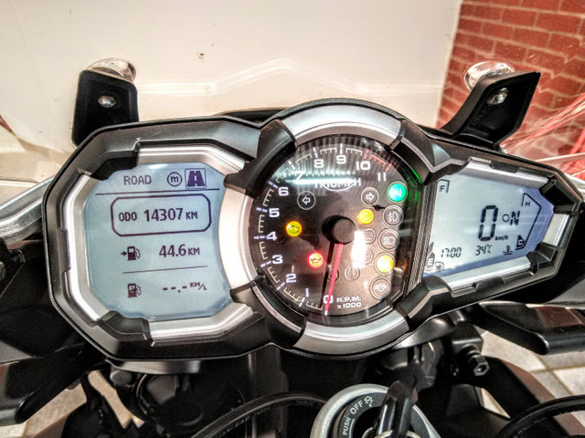 TRIUMPH TIGER 1200 XR 2019 - Foto 3