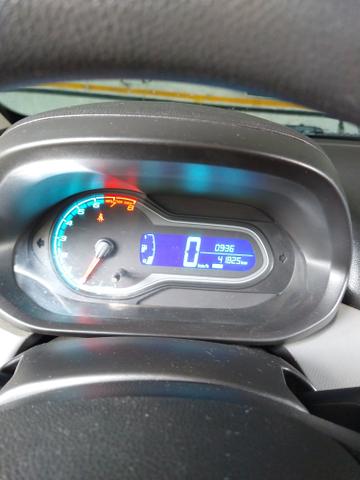 Onix 2016 completo carro impecável ! - Foto 7