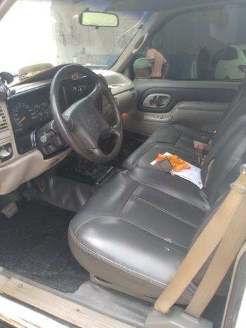 Vendo ou troco Silverado por S10 disel cabine simples - Foto 7