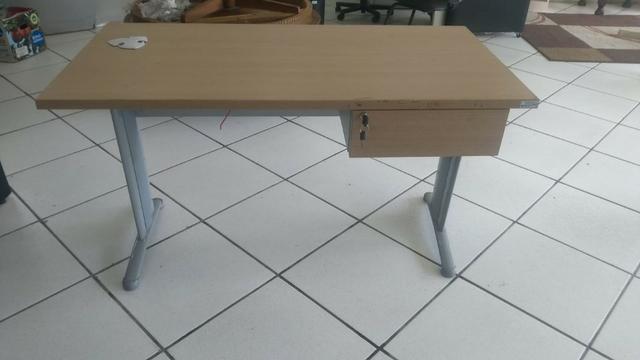 Mesa reta de escritório - Foto 2