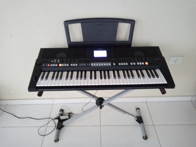 Teclado Yamaha - Foto 2