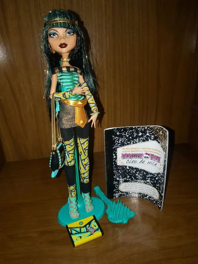 boneca monster high cleo de nile fca COMPLETA