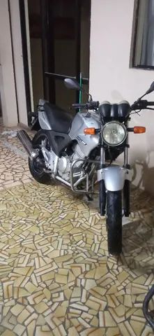 HONDA - CBX 250 TWISTER - 2005/2005 - Prata - R$ 9.990,00