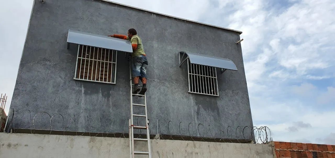 Toldo em policarbonato (fabricação) - Foto 5