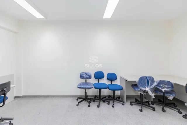 Prédio comercial com 275m² para alugar no Alto da XV em Curitiba - Foto 7