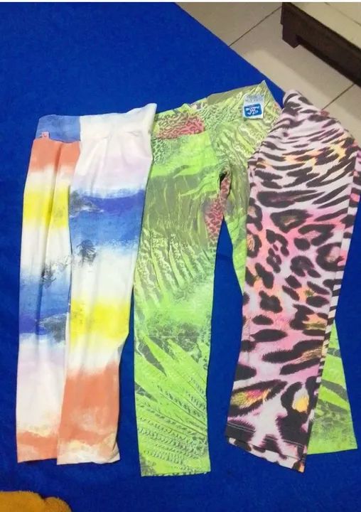3 Leggings estampadas - R$ 25  - Foto 4