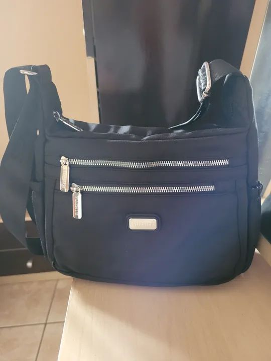 Bolsa impermeavel feminina (nova) - Foto 2