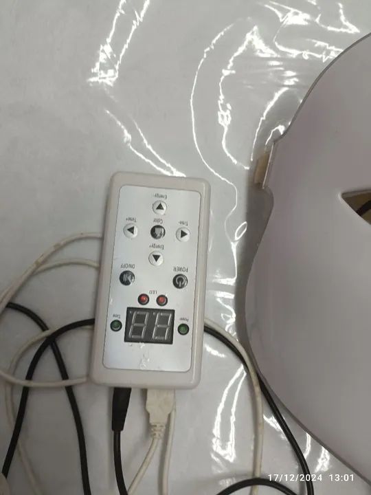 Máscara de LED para tratamento facial - Foto 2