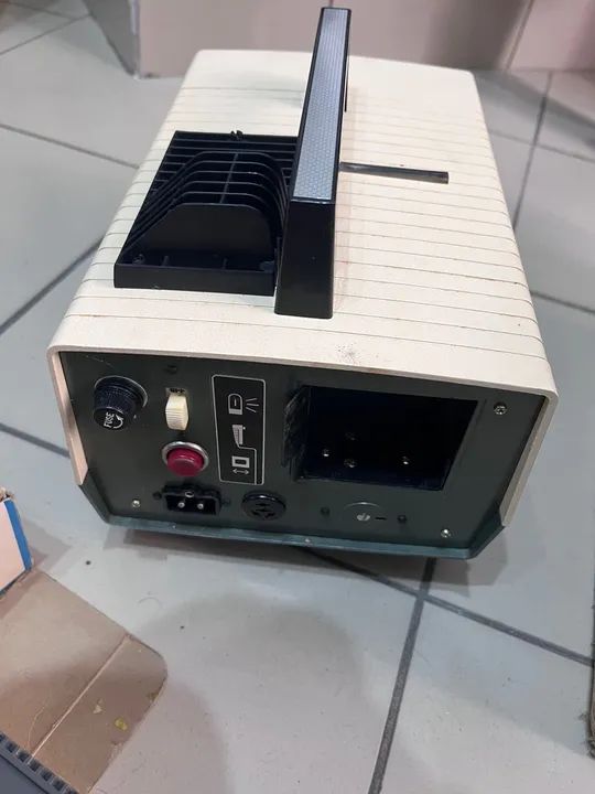 Projetor de Slides RARIDADE PARA COLECIONADOR! - Foto 5