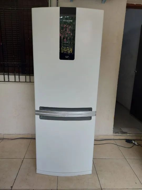 Geladeira Brastemp inverse 443 litros BRE57 110v