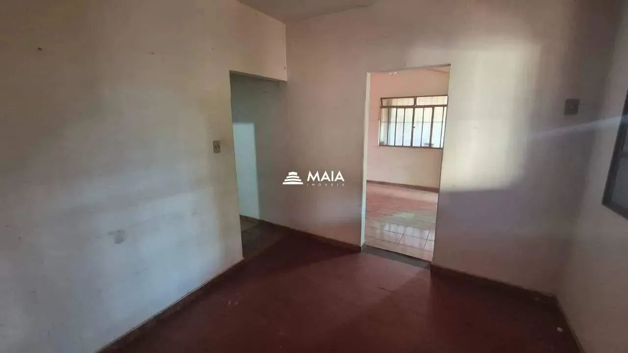 Casa à venda no bairro Santa Marta