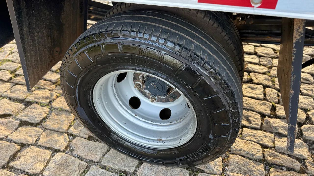VW 6160 baú ano 2022 Novíssimo diferenciado  - Foto 10