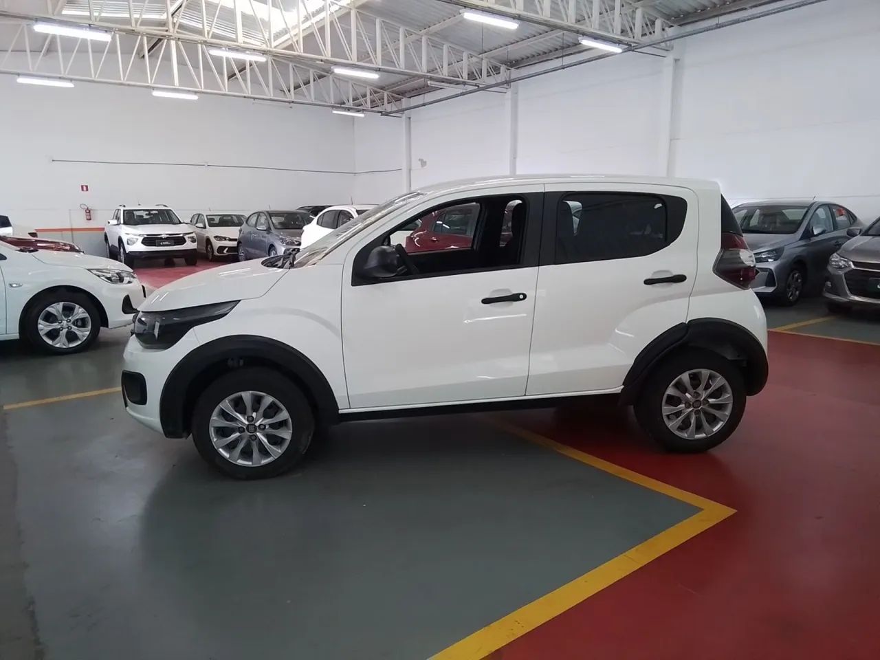 Fiat Mobi 2023 1.0 evo flex like. manual - Foto 2