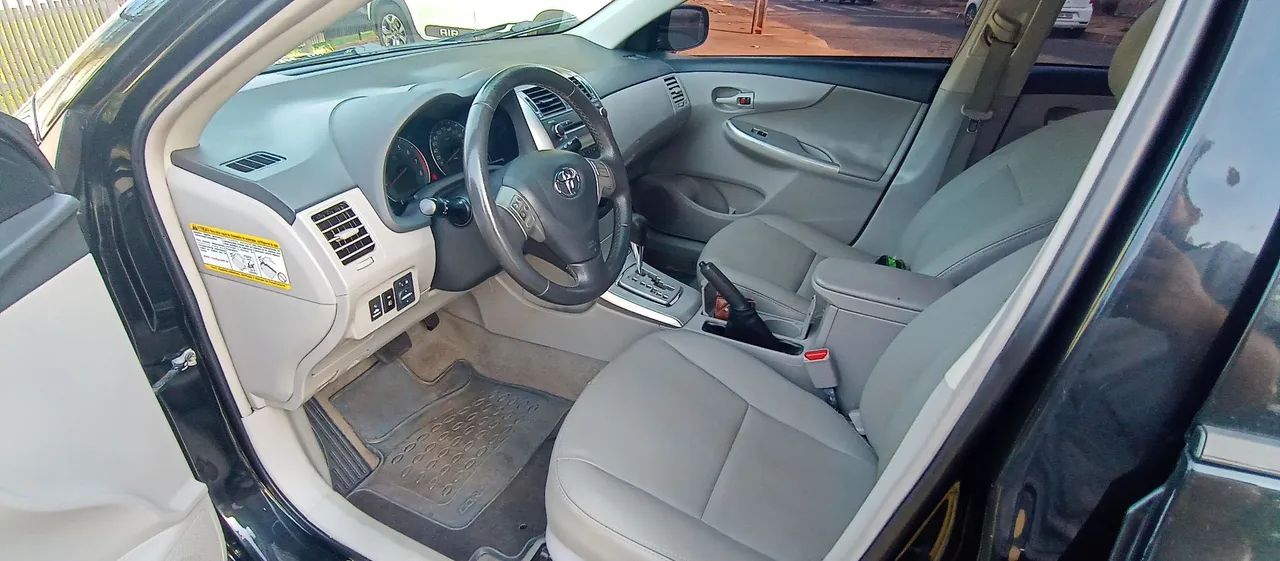 Toyota Corolla GLI 1.8 Flex 16V Aut. 2014 - Foto 7