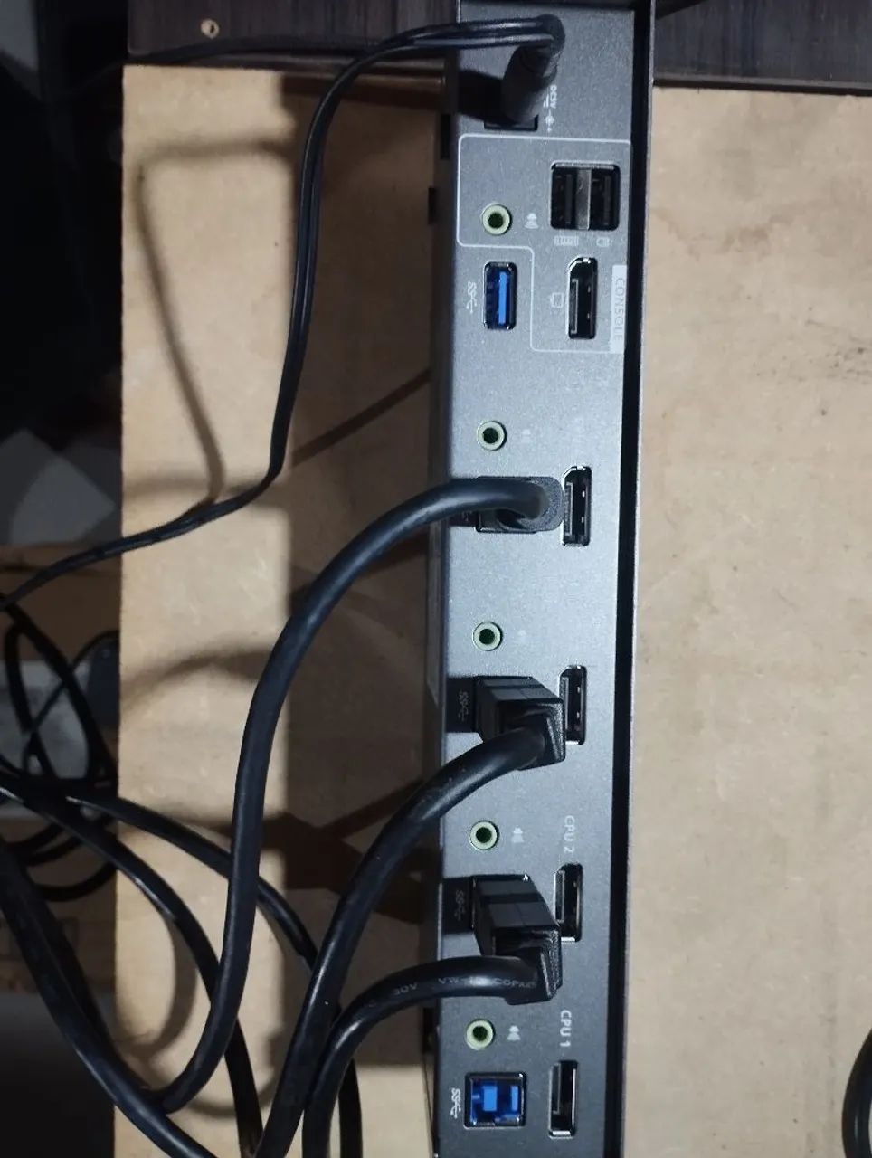 IOGEAR 4-Port DisplayPort KVMP Switch (Modelo GCS1904) - Foto 2