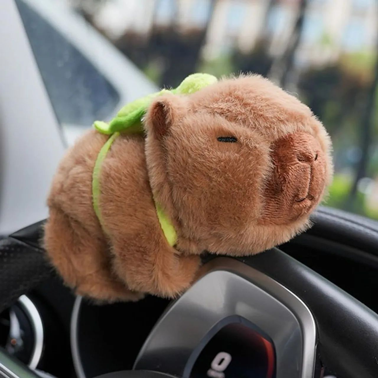 Pelúcia Capivara que agarra 