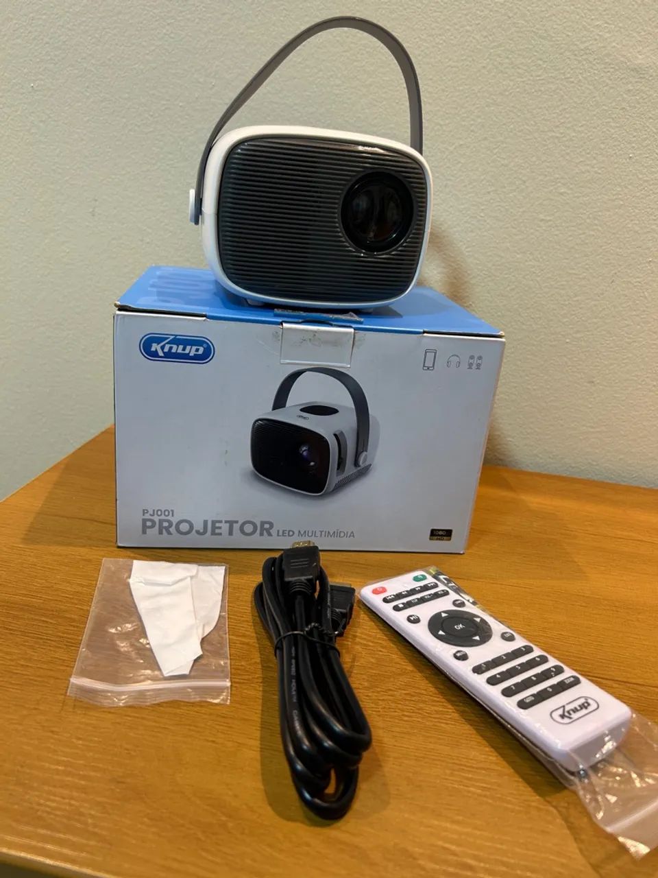 Projetor LED Multimídia Knup PJ001 - 1080p - Foto 2