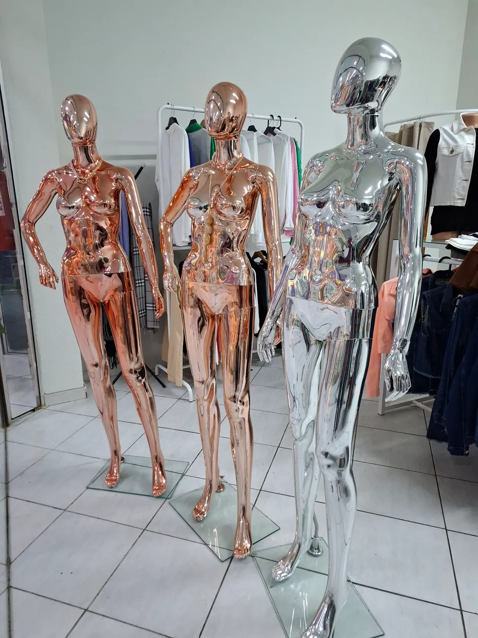 Manequins