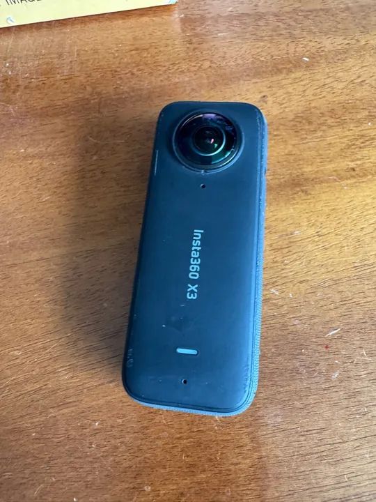 Câmera Insta360 X3 - Câmera de Ação 360° - Foto 2