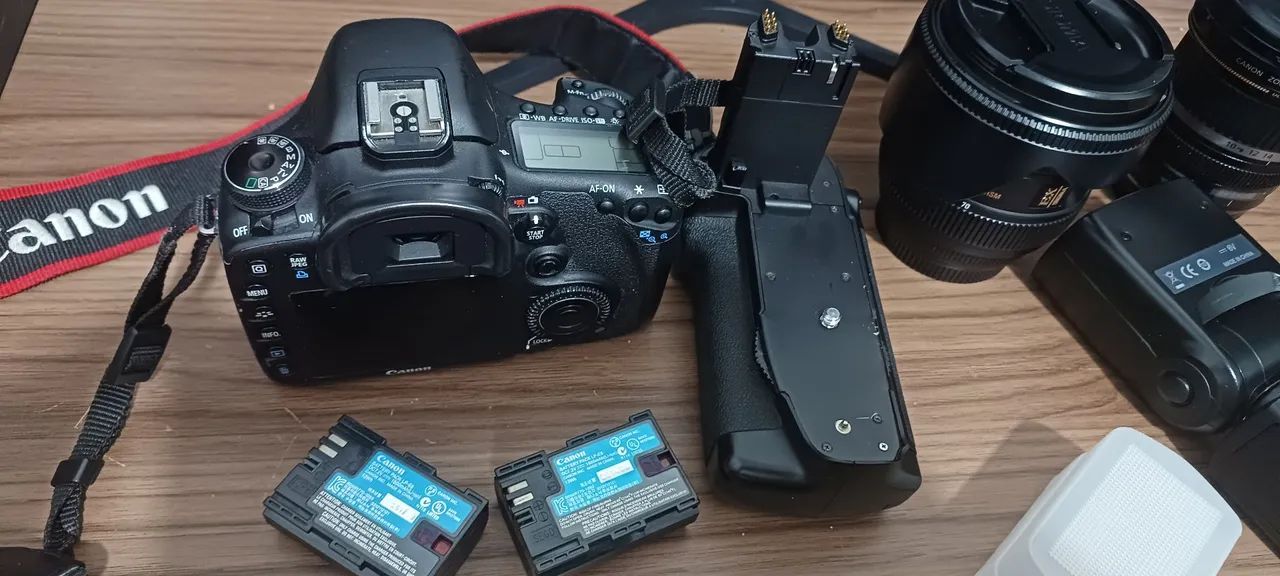 Canon 7D + Acessórios e aprox. 25,7K Click - Foto 2