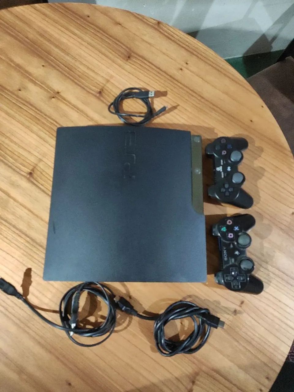 Vendo PS3 Slim 1TB Desbloqueado Sistema Atualizado 4.92 2025 Somente interessados chamar 