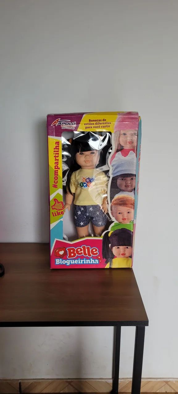 Boneca Belle blogueirinha Morena asiatica Apollo brinquedos rara - Foto 2