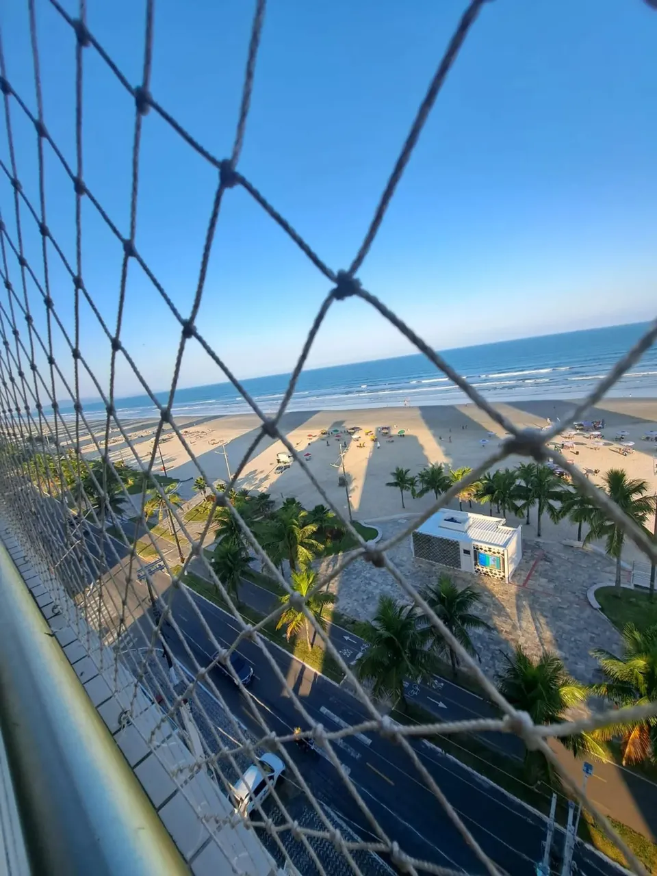 Imóvel para aluguel com 2 quartos em Maracanã - Praia Grande - 3500 reais