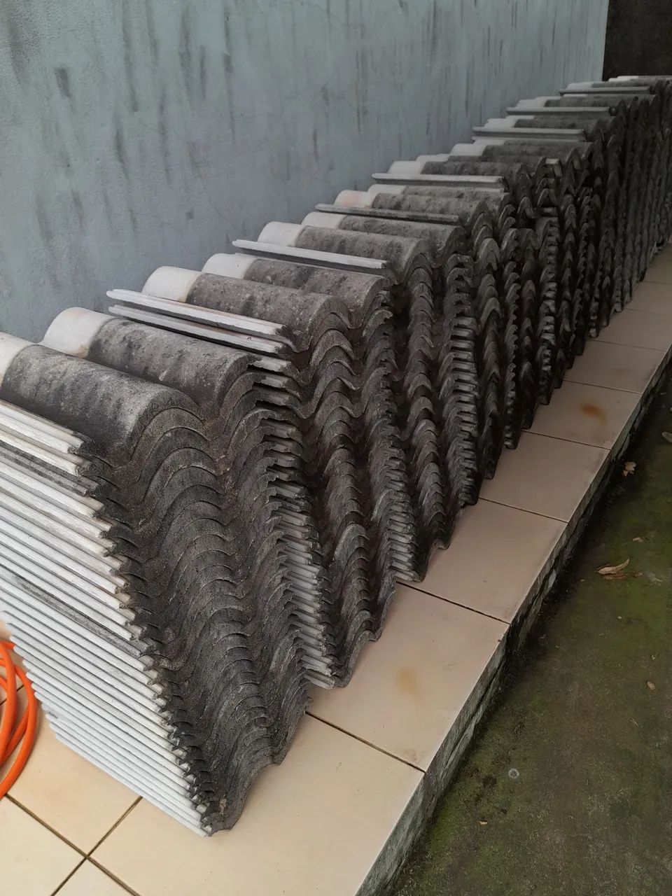 Telha de concreto64840785564546121