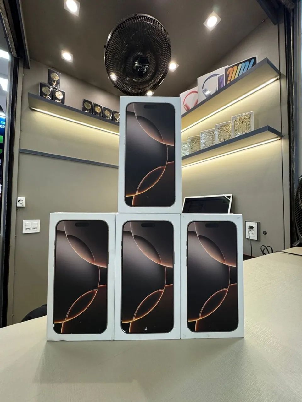 iPhone 16 Pro 256 Gb  lacrados - Foto 4