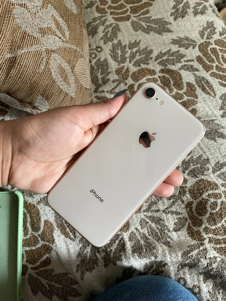 iPhone 8