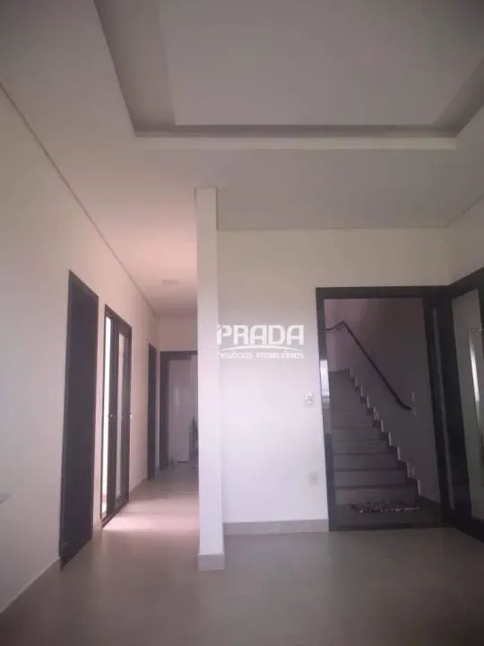 Apartamento Duplex com Loja Comercial à venda com 3 suítes e Solarium - Jardim Europa - Ub