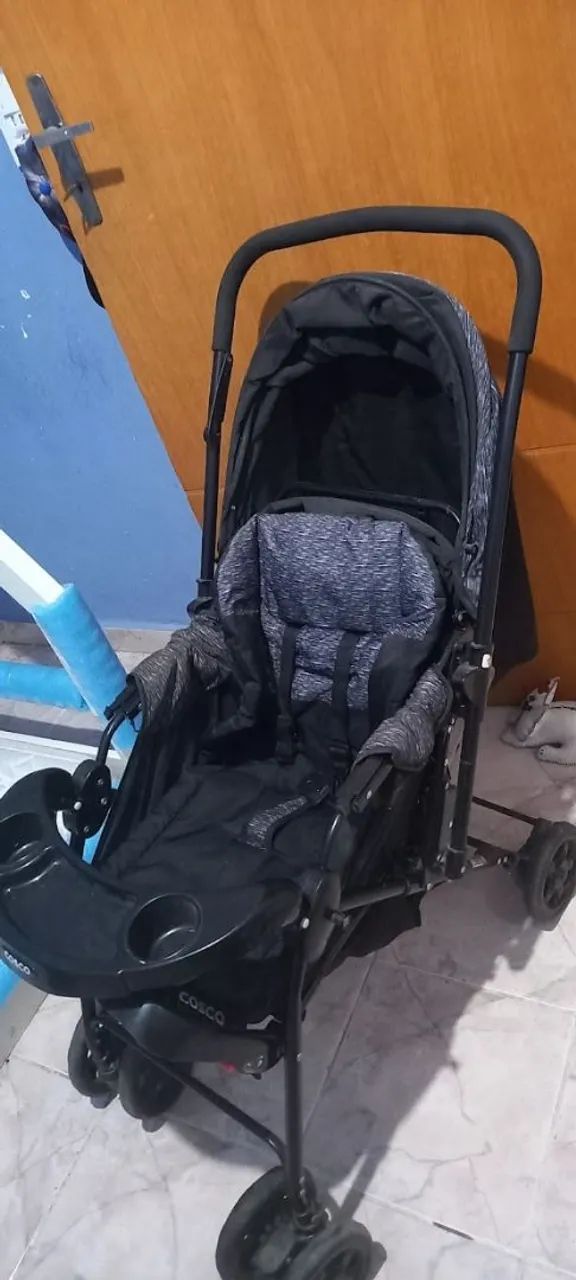 Carrinho de bebê cosco