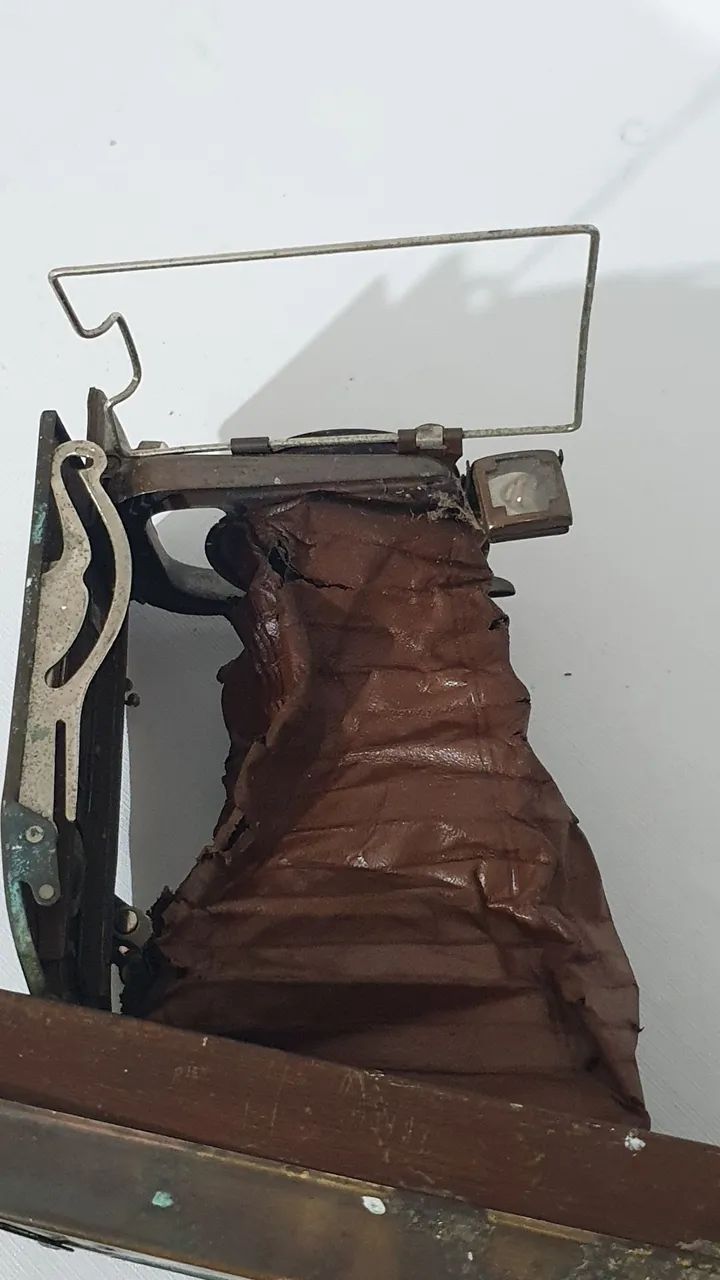 Máquina fotográfica Ensign Carbine n°12 anos 30 leia descrição  - Foto 6