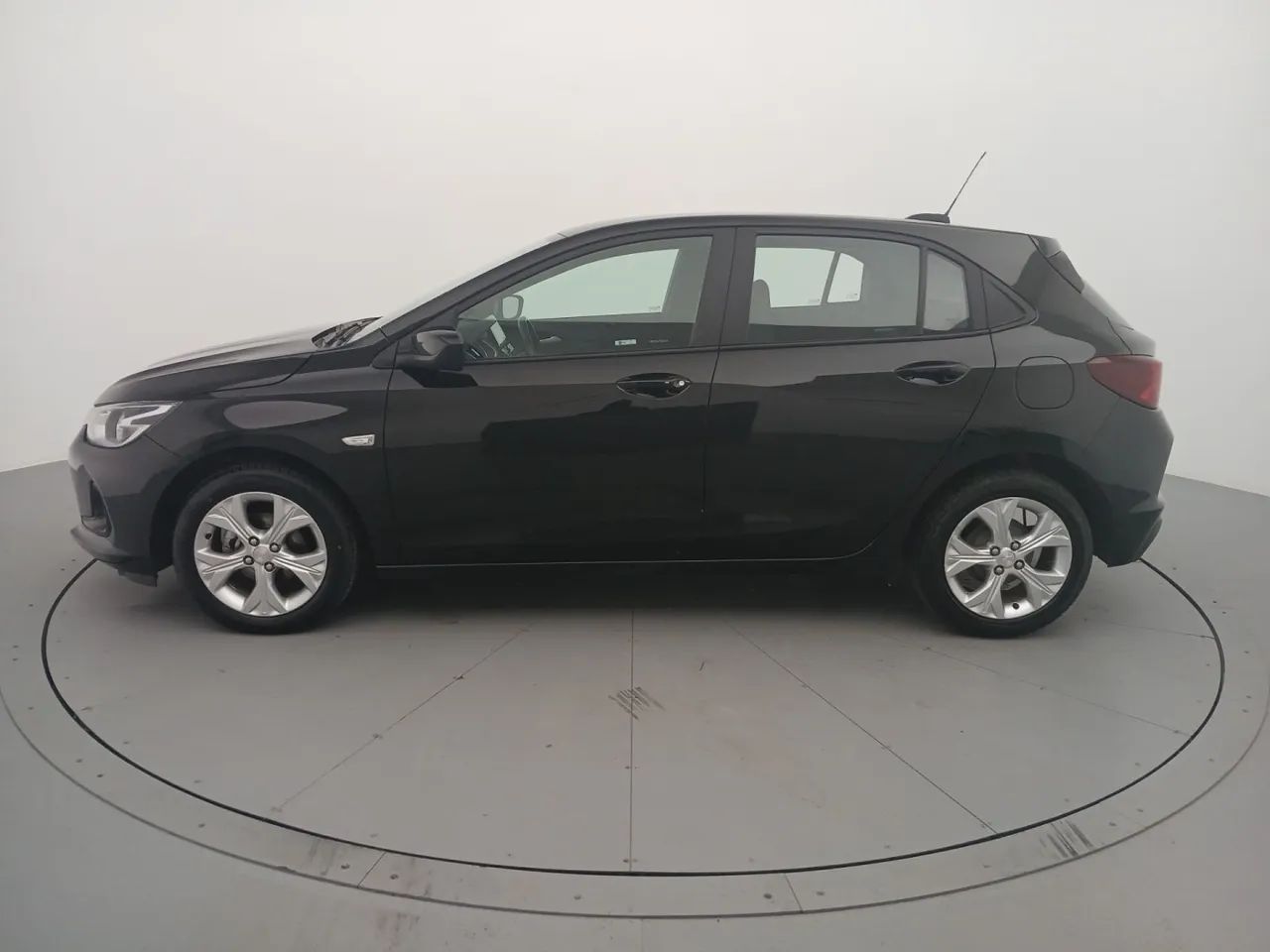 Chevrolet Onix Hatch LTZ 1.0 12V TB Flex Aut. 5P 2024 - Foto 2