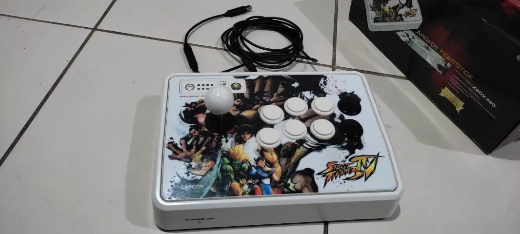 マッドキャッツ MadCatzArcadeFightStick XBOX360 Amazon.co.jp: Mad Catz（マッドキャッツ） アーケード ファイト